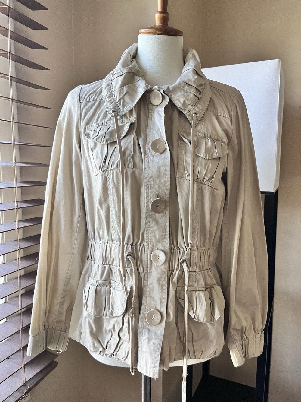 Studio JPR Women’s Beige Utility Jacket Size 6 Ruffle Collar Drawstring Waist 10